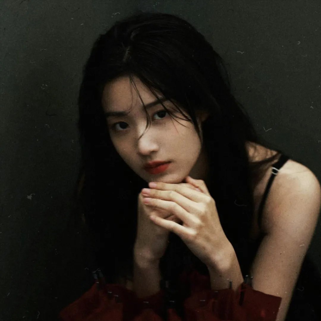 塞文山脉的安东万